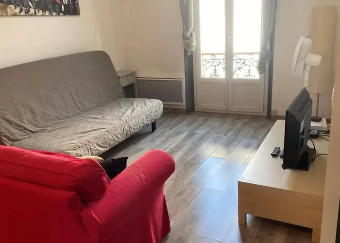 Апартаменти Au Coeur Du Vieil Антіб