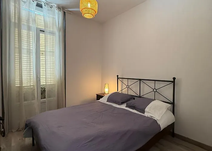 Au Coeur Du Vieil Apartment